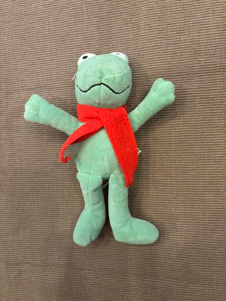 Kikker Knuffel met Rode Sjaal - figuur Max Veldhuijs!, Verzamelen, Sleutelhangers, Ophalen of Verzenden, Gebruikt, Knuffel of Figuurtje