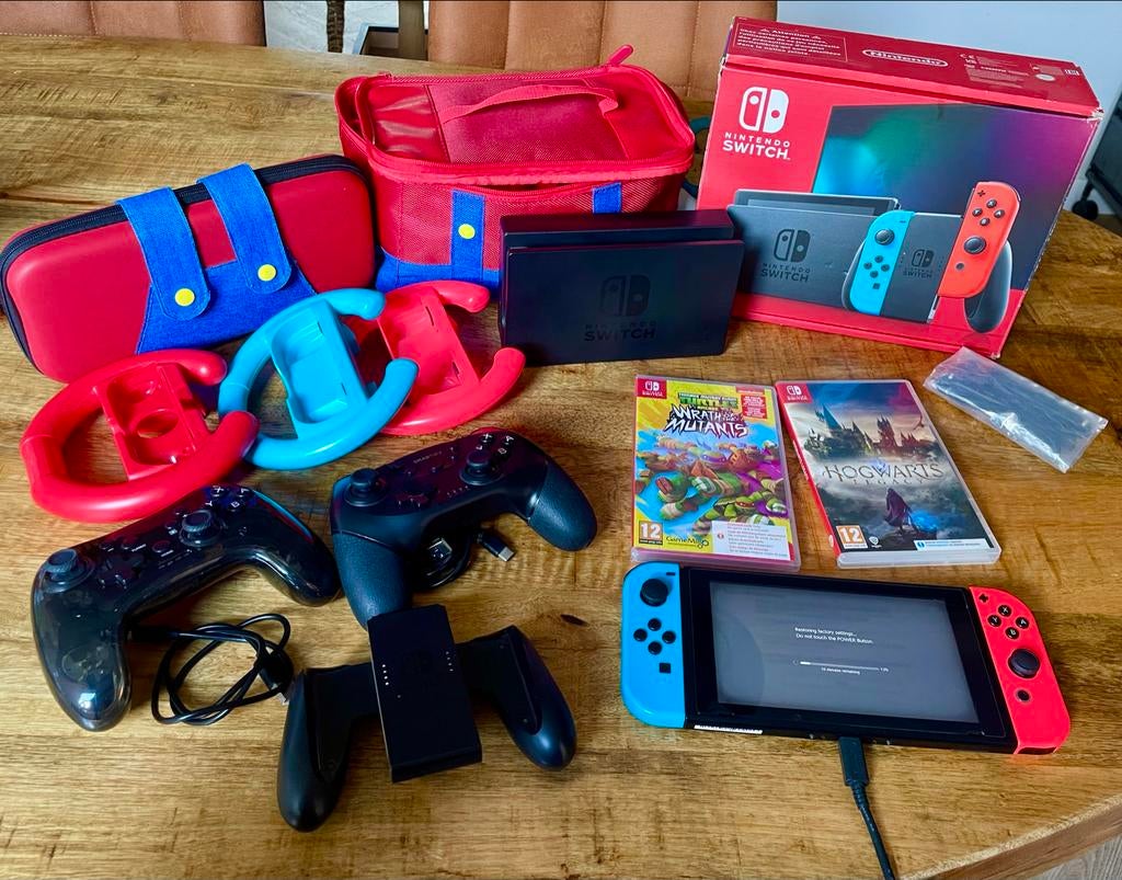 Switch, Spelcomputers en Games, Ophalen, Zo goed als nieuw, Met 1 controller, Switch Original