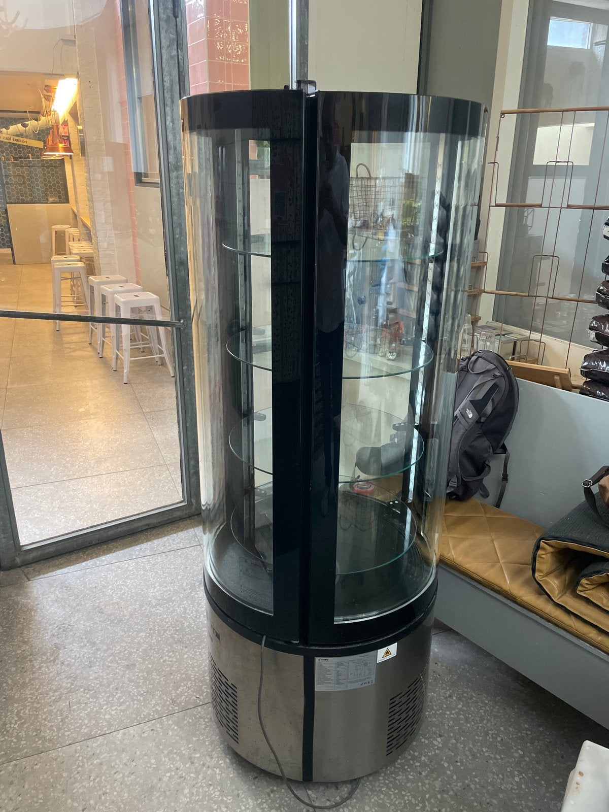 gebaksvitrine z.g.a.n. - Saro Franziska, Ophalen, Gebruikt, Koelen en Vriezen
