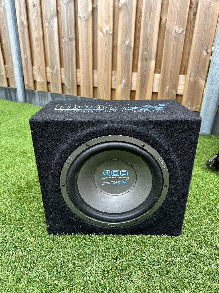 Subwoofer Magnat Edition BS30 met versterker, Ophalen, Gebruikt
