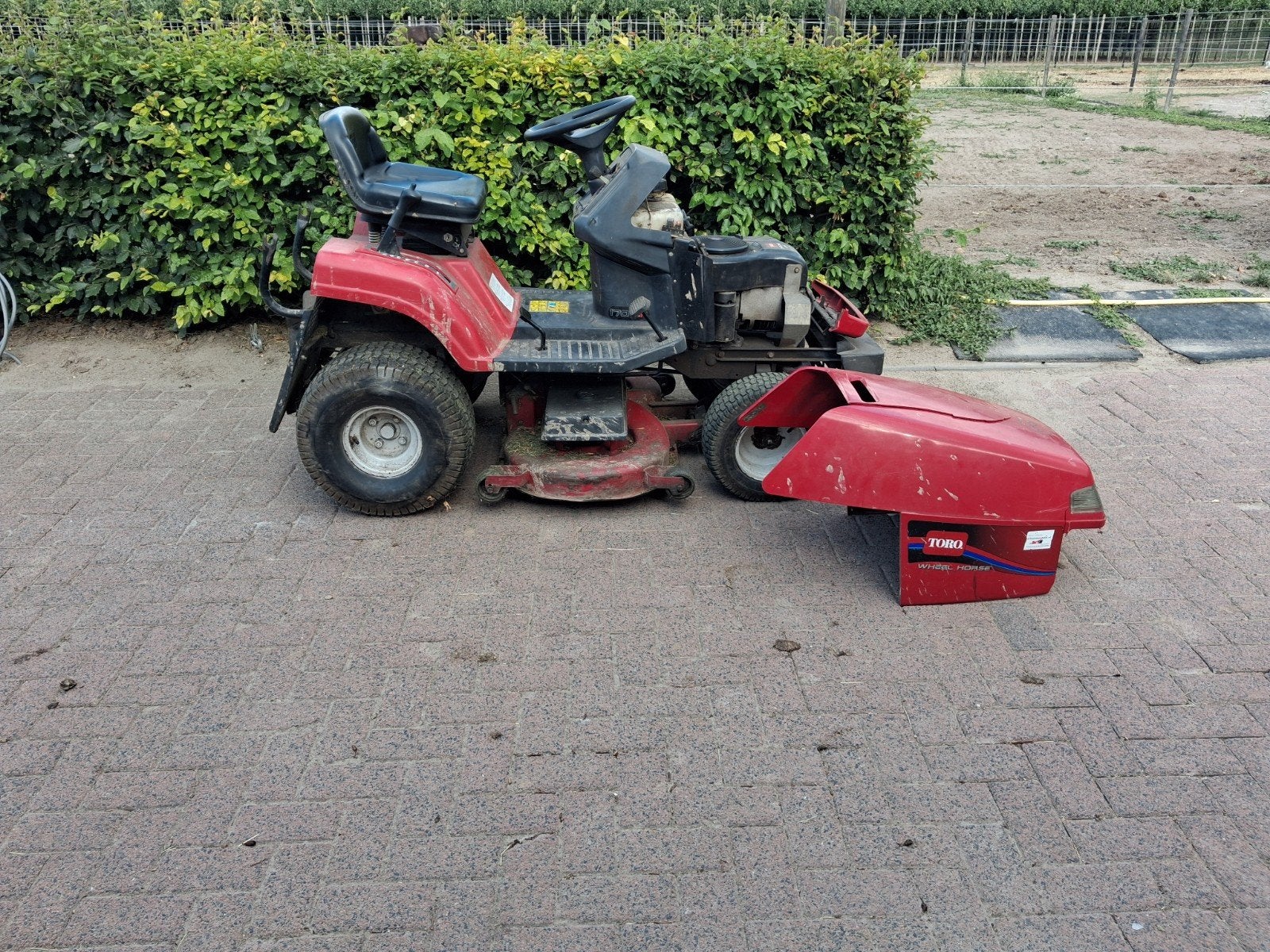 Toro zitmaaier 17 PK OHV - Krachtige grasmaaier, Ophalen, Cirkelmaaier, Gebruikt, Toro