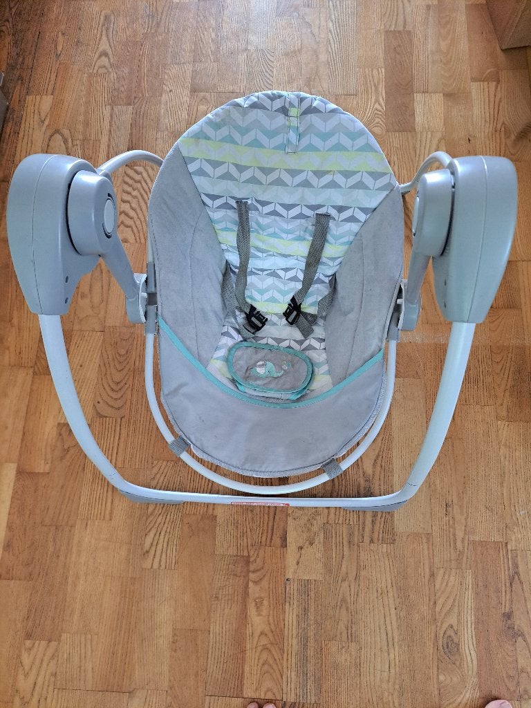 baby swing ingenuity / baby schommel, Gebruikt, Schommelstoel, Met gordel(s) of riempje(s), Ophalen