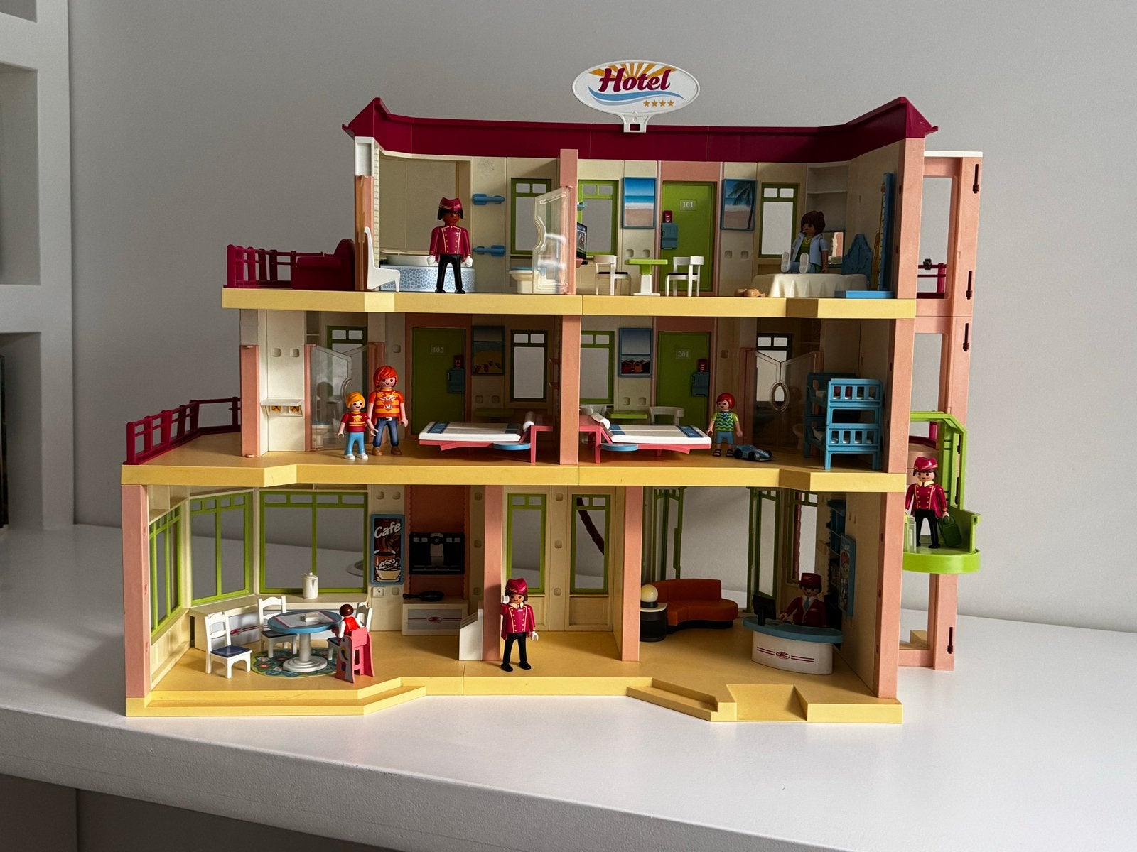 Playmobil City Life Groot Hotel met zwembad en shuttlebus, Kinderen en Baby's, Speelgoed | Playmobil, Ophalen, Gebouw, Complete set