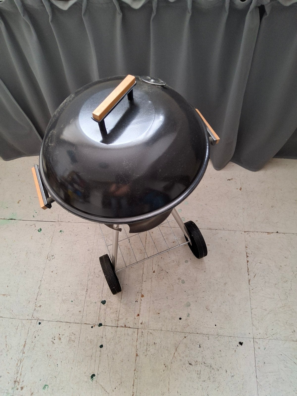 Nieuwe complete barbecue met accessoires, Ophalen of Verzenden, Nieuw