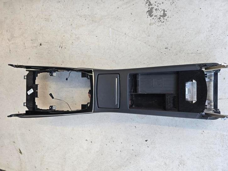 Middenconsole Audi A6 C7 bj 2016-2018, Auto-onderdelen, Interieur en Bekleding, Audi, Gebruikt, Sidali047@hotmail.com, Ingolstadt