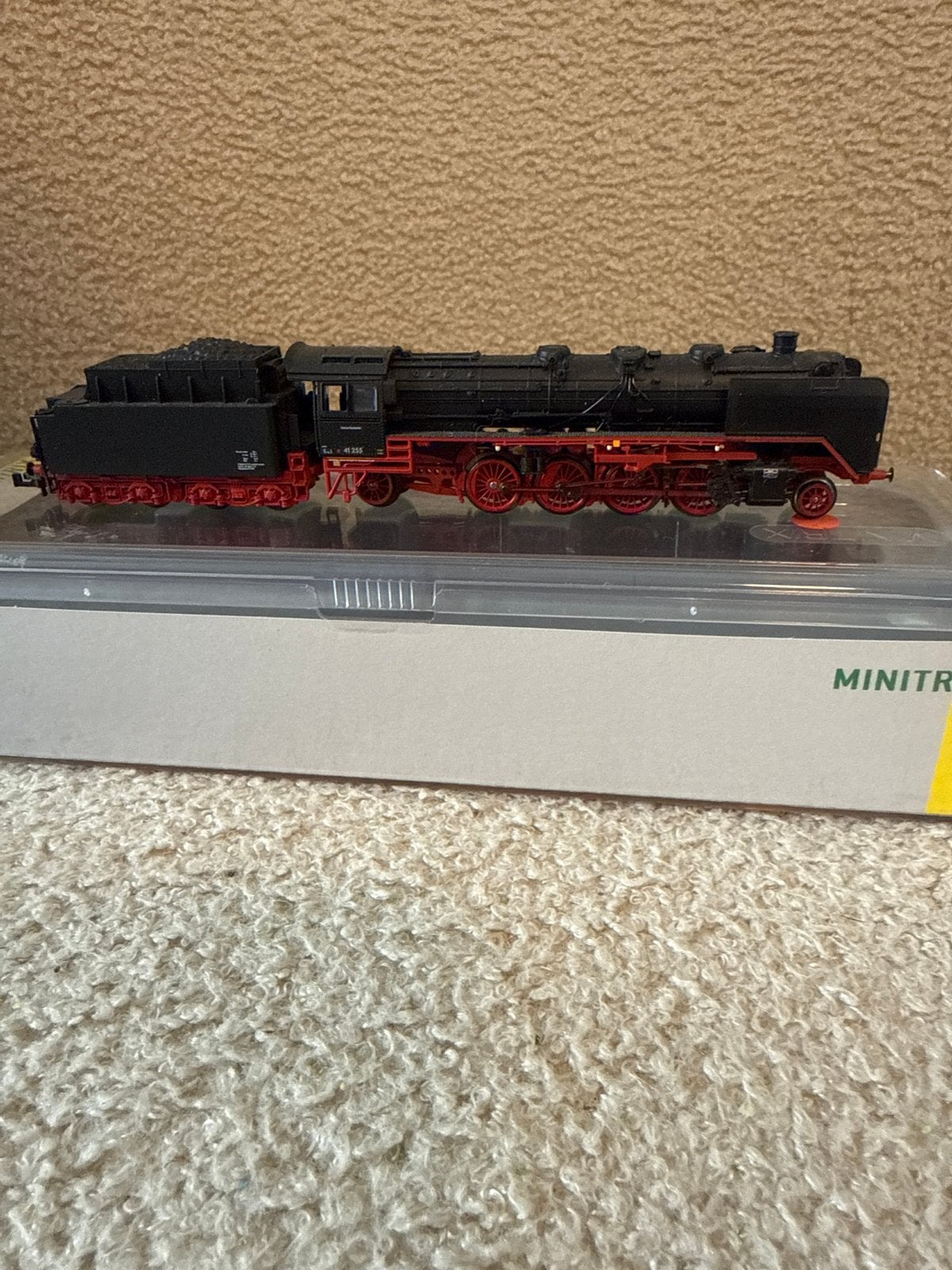 Minitrix Stoomlocomotief DB 41 255 met geluidseffecten, Trix, Ophalen of Verzenden, Zo goed als nieuw, Gelijkstroom