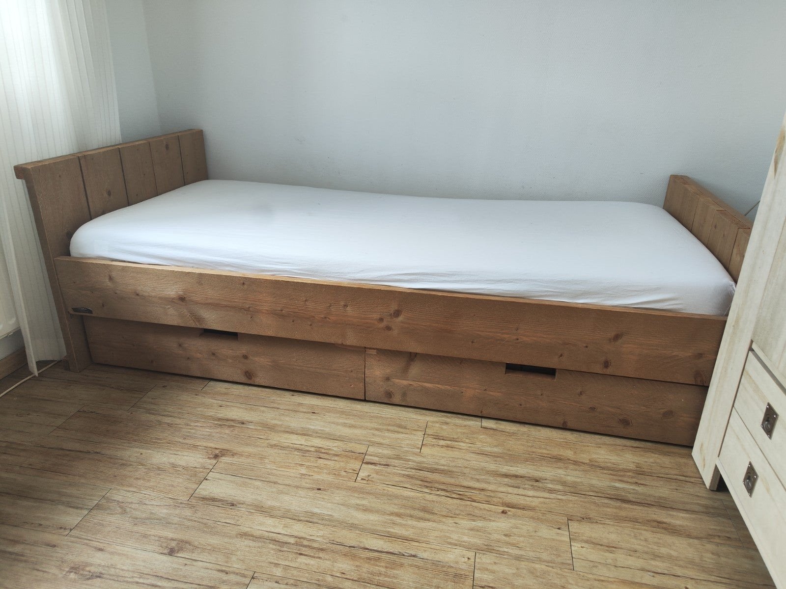 Stoer eenpersoonsbed van steigerhout met lades (90x210), Huis en Inrichting, Gebruikt, 90 cm, Eenpersoons, 210 cm