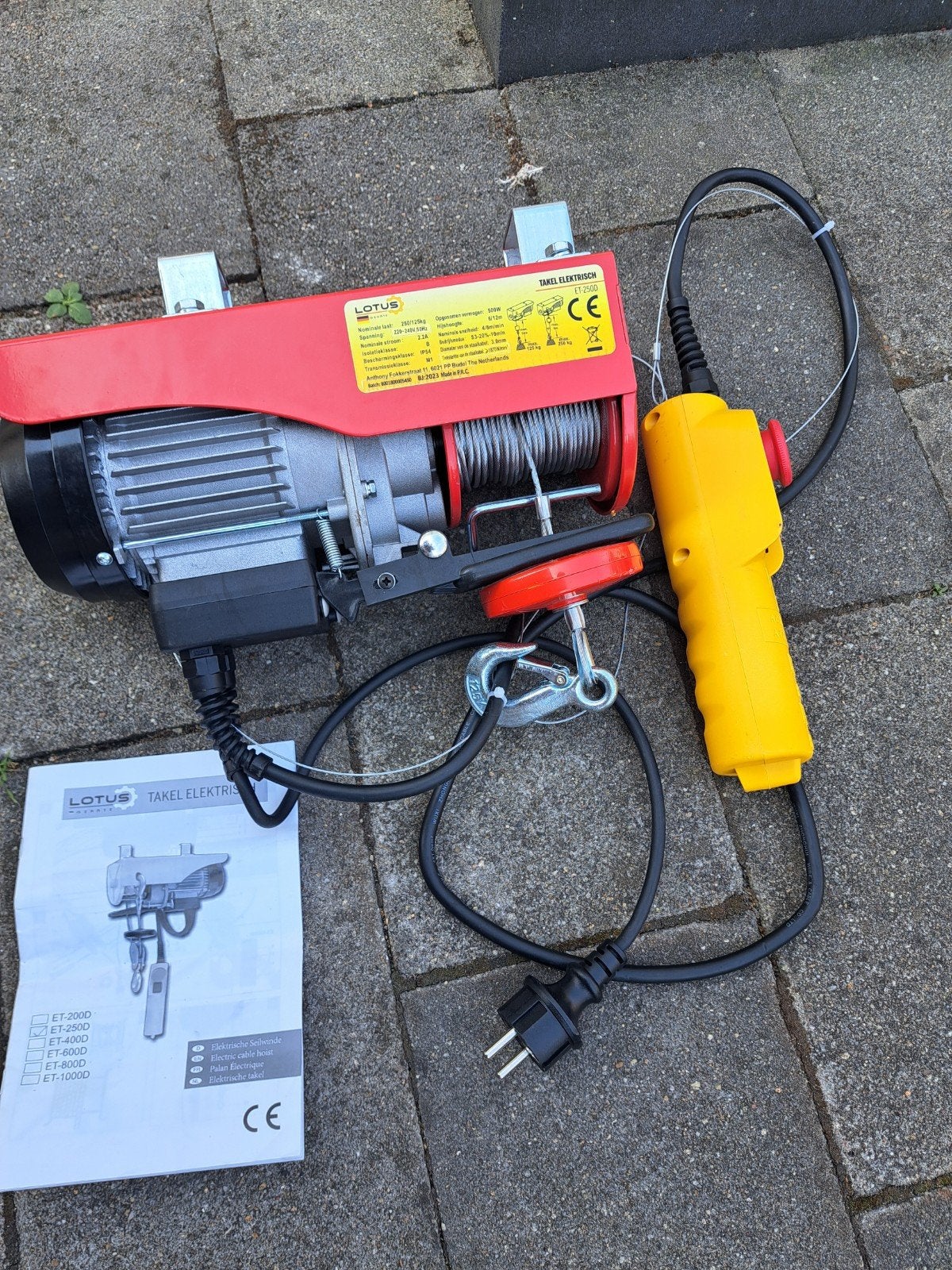 Nieuwe elektrische takel - Lotus ET-200D, Doe-het-zelf en Verbouw, Ophalen of Verzenden, Nieuw