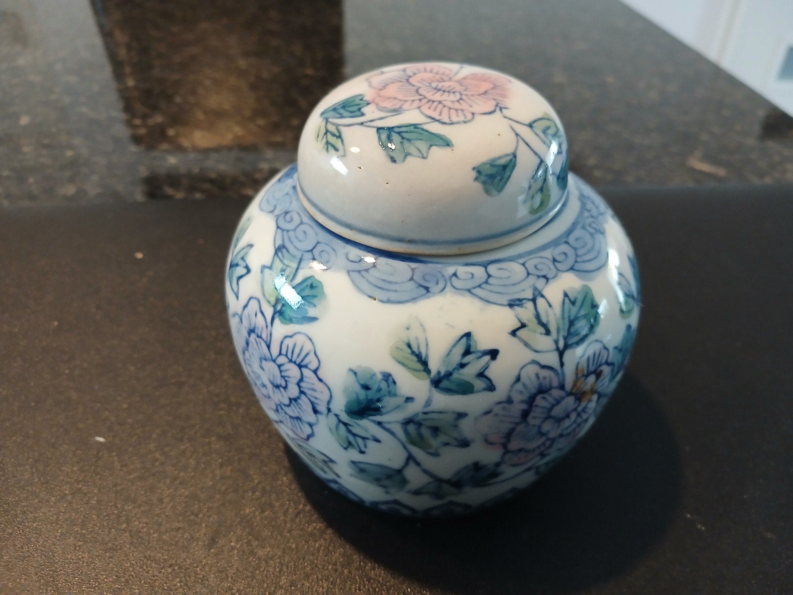 Decoratieve Chinese gemberpot met bloemmotief, Ophalen of Verzenden