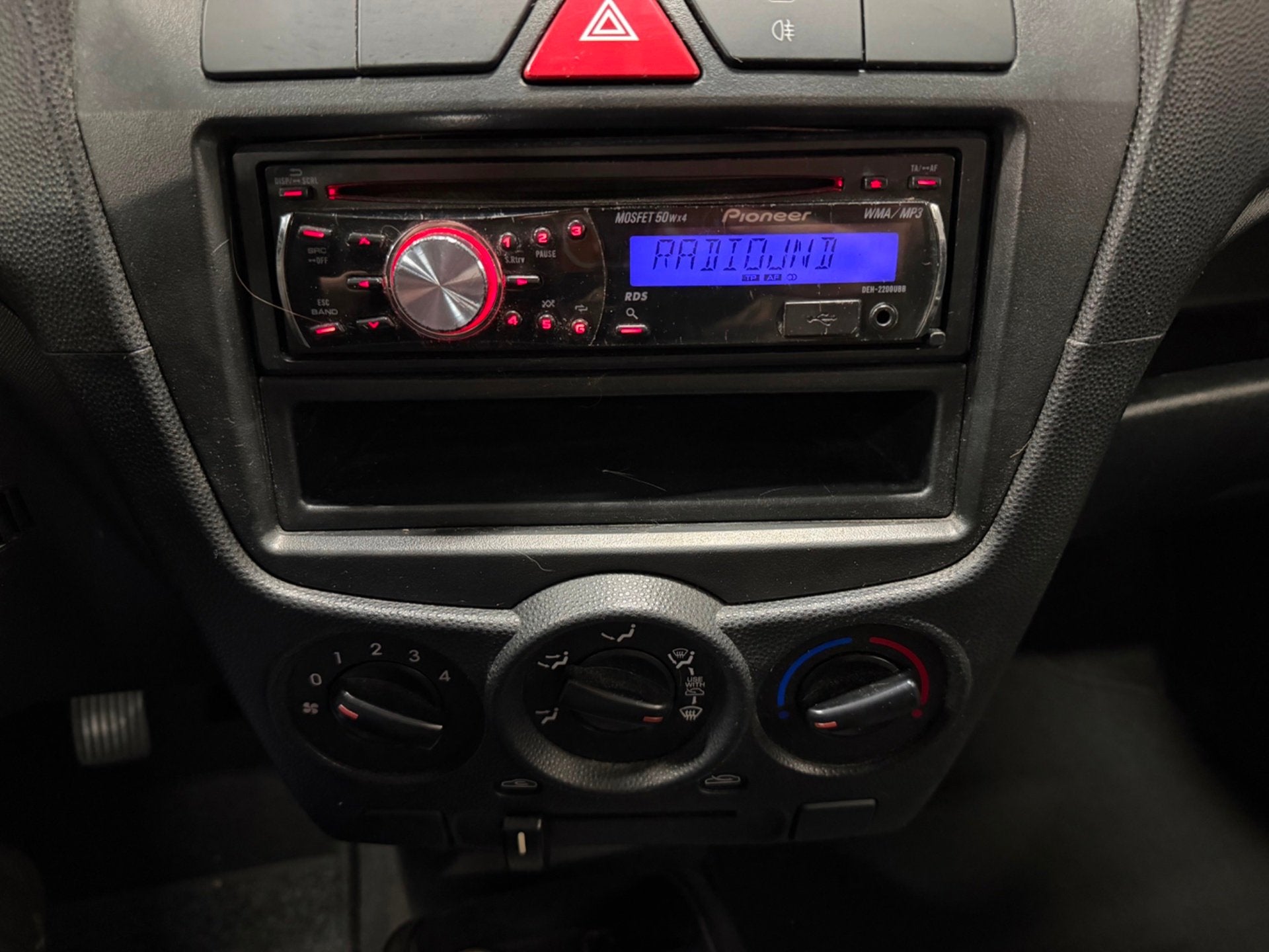 Foto 13 van Kia Picanto 1.0 X-pect Nap/5Drs/APK 22-09-2027!