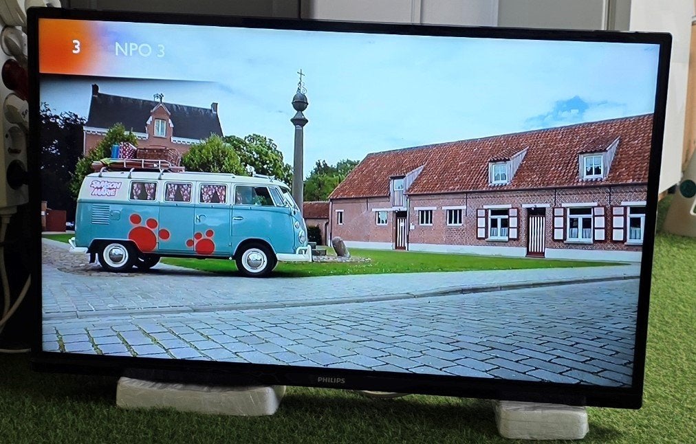Philips TV 32 inch 81cm met HDMI USB, Ophalen, Gebruikt