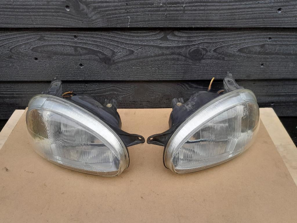 KOPLAMP Links & Rechts - OPEL CORSA B - Valeo - €20,- p.st., Verzenden, Gebruikt, Opel