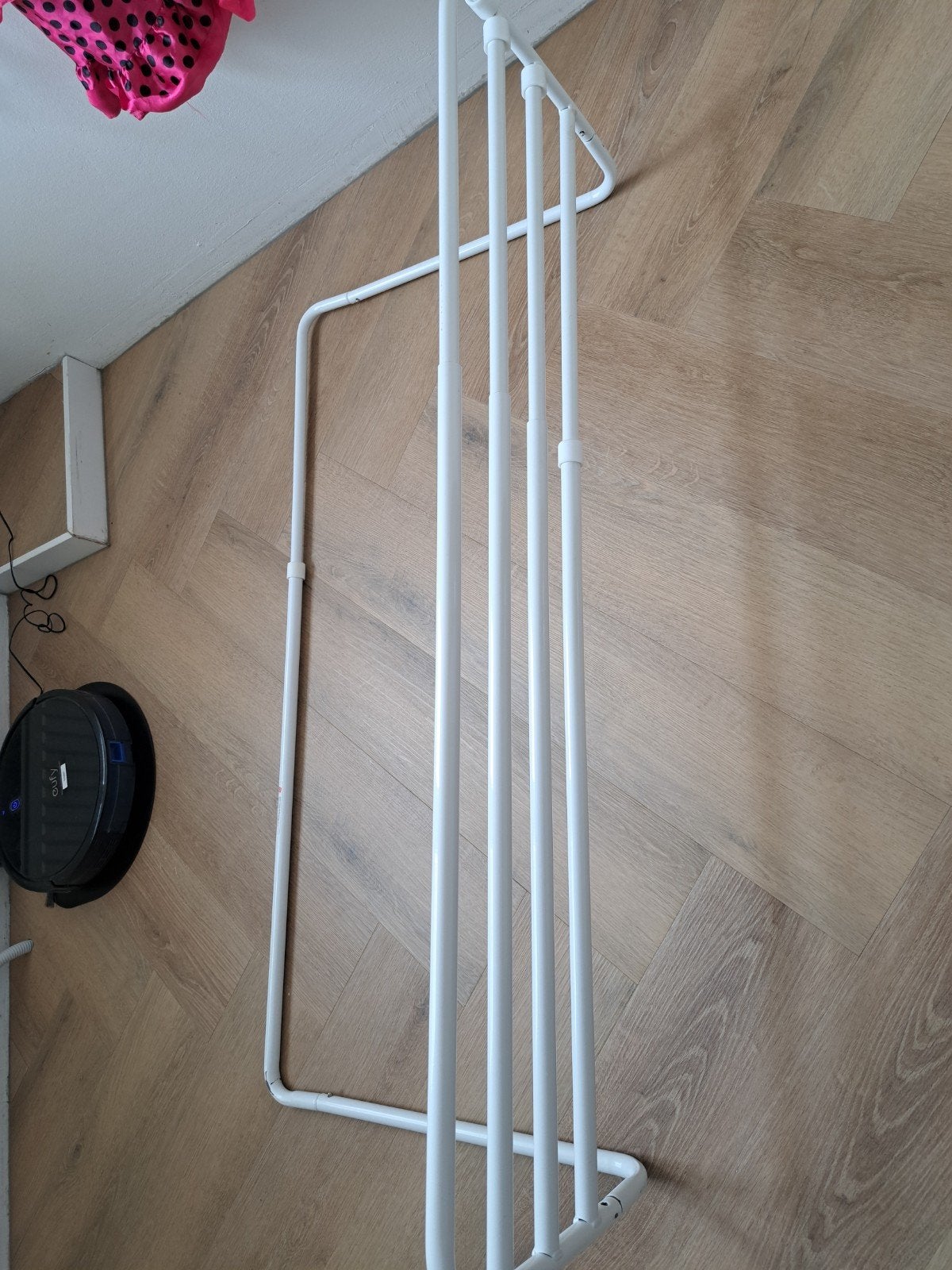 Uitschuifbaar metalen bedhekje wit, Kinderen en Baby's, Kinderkamer | Bedden, Ophalen of Verzenden, Gebruikt, Minder dan 140 cm
