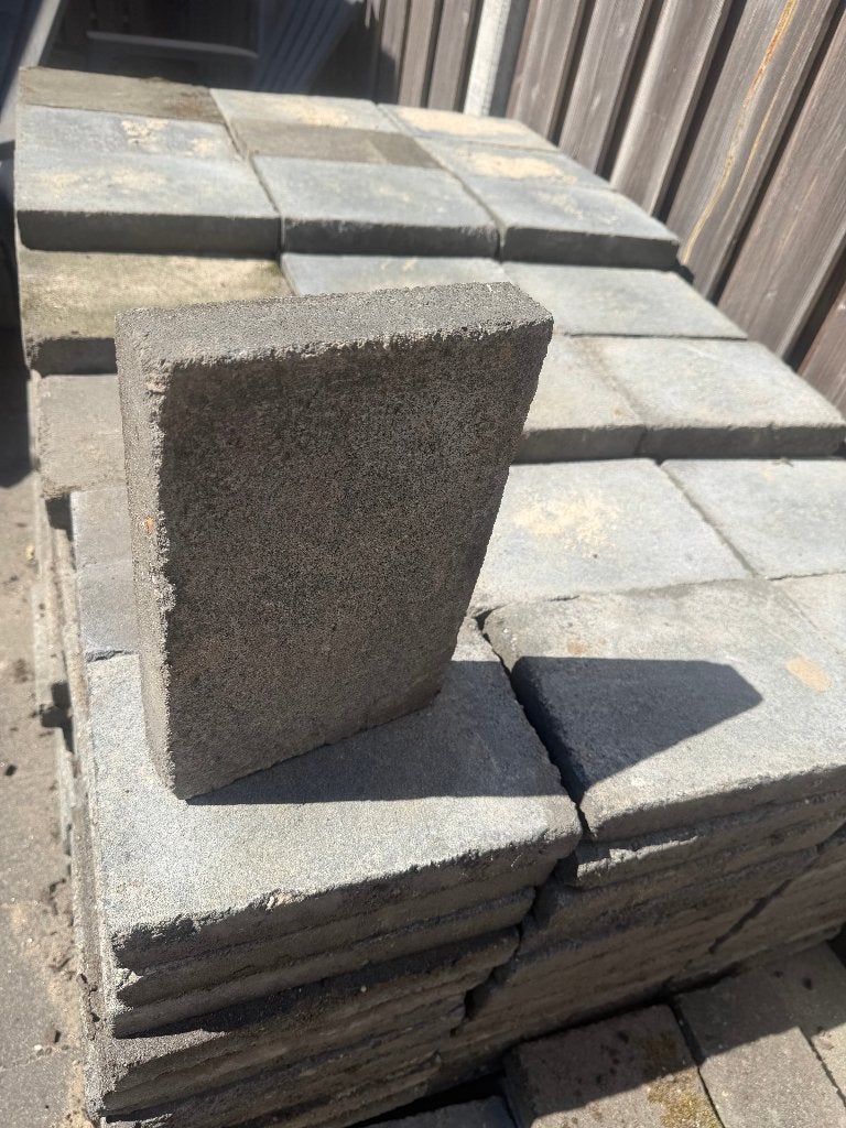 Gratis af te halen grijze gebruikte betontegels., Ophalen, Gebruikt, 10 m² of meer, Beton