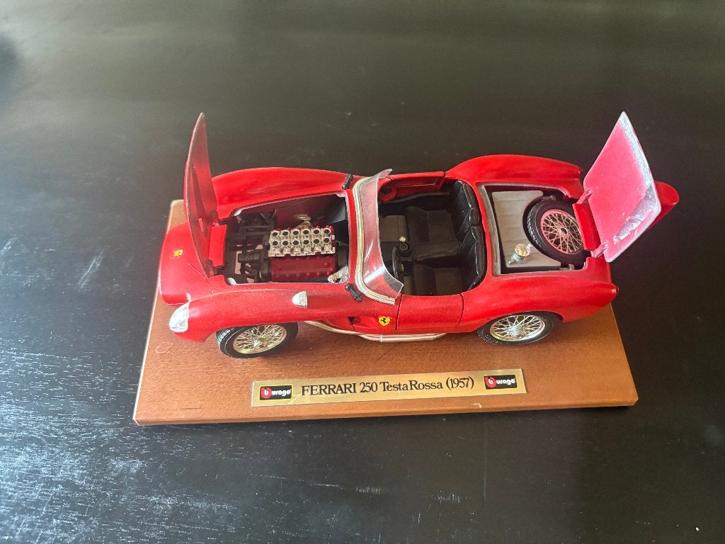 Ferrari 250 Testa Rossa 1957 Burago, Ophalen, Nieuw, Bburago