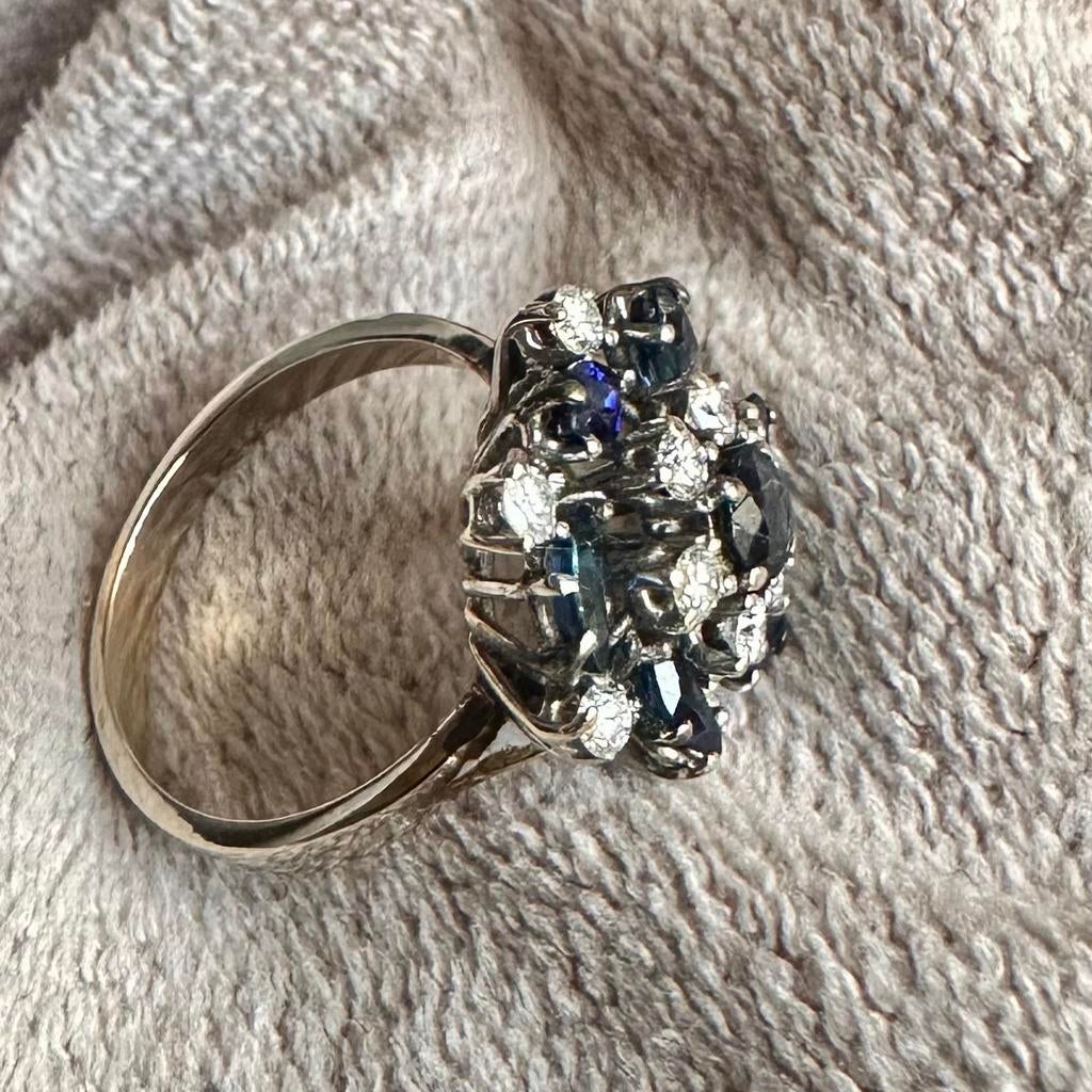 14k wit goud ring met briljanten diamant blauwe saffieren, Sieraden, Tassen en Uiterlijk, Ringen, 18 tot 19, Wit, Ophalen of Verzenden