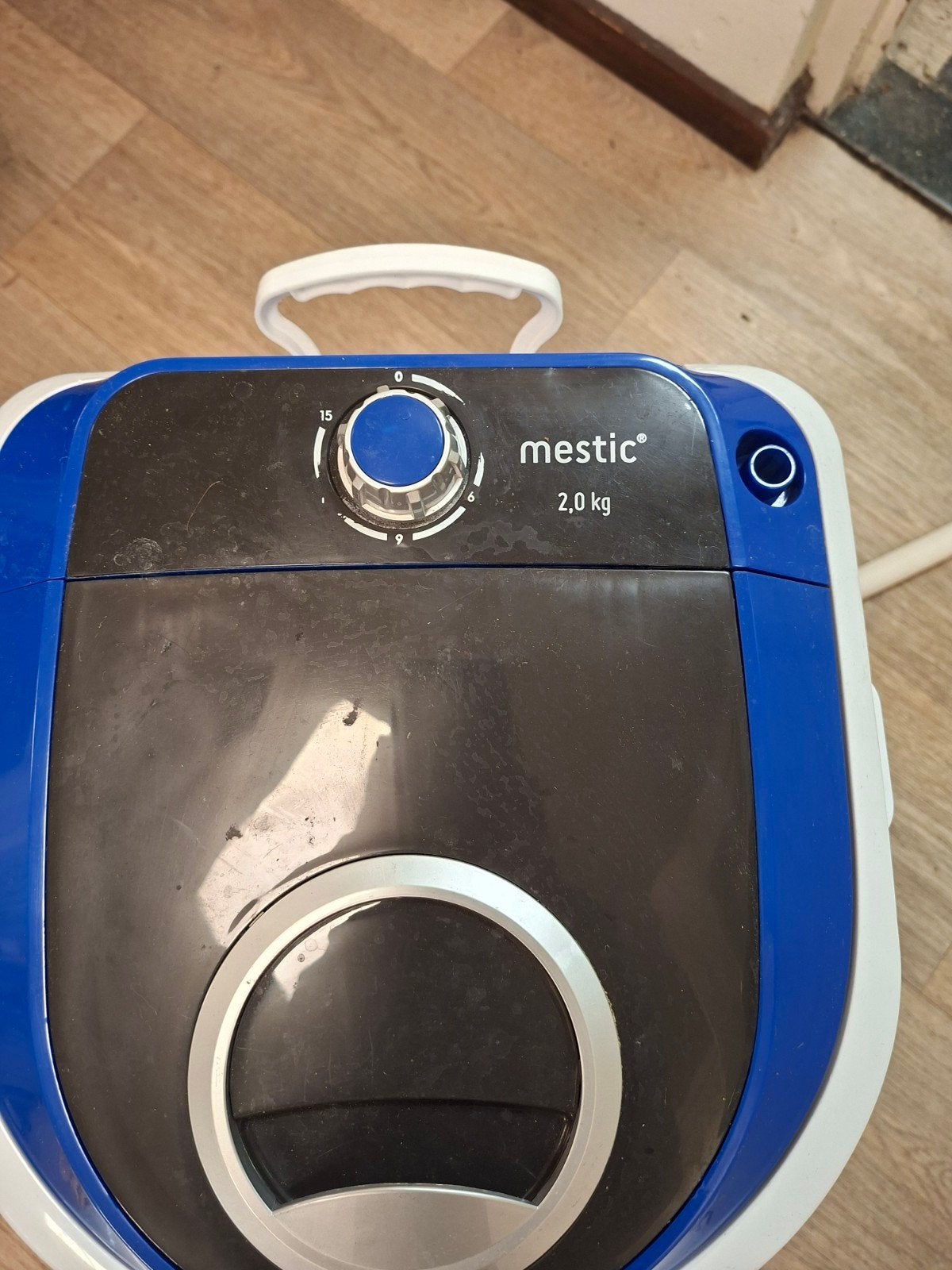 Mestic MW-100 Mini Wasmachine - Ideaal voor Camping, Ophalen of Verzenden