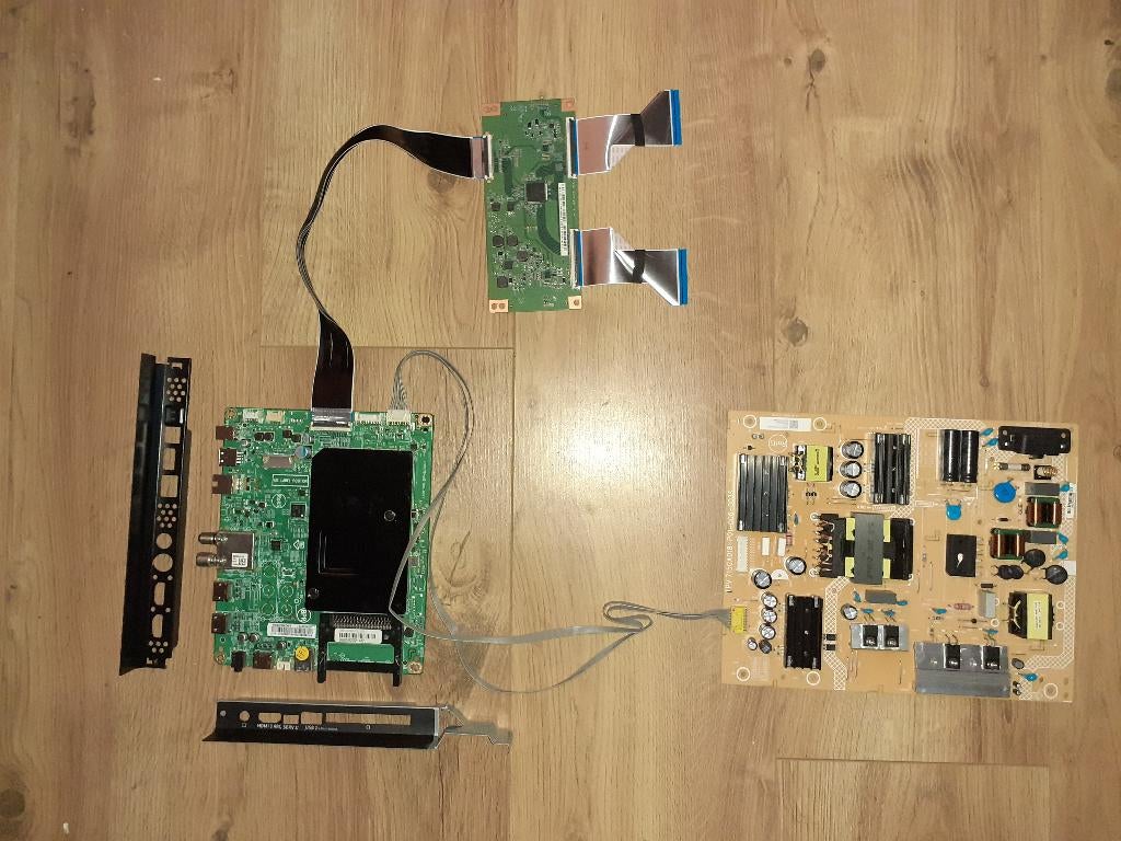 Philips Mainboard Voeding T-Con, Audio, Tv en Foto, Televisie-accessoires, Zo goed als nieuw, Ophalen of Verzenden