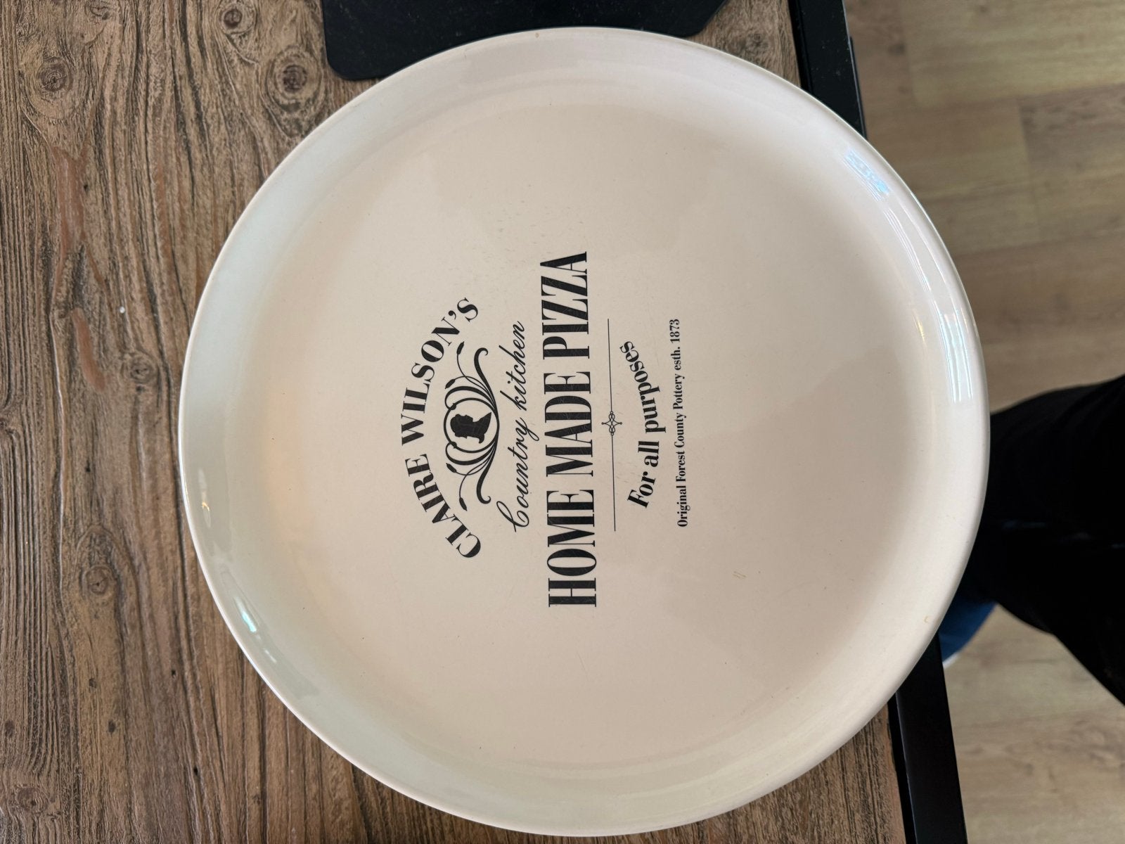 Pizzaborden / Pannenkoekenborden - Claire Wilson's, Huis en Inrichting, Keuken | Servies, Ophalen, Gebruikt, Overige merken, Keramiek