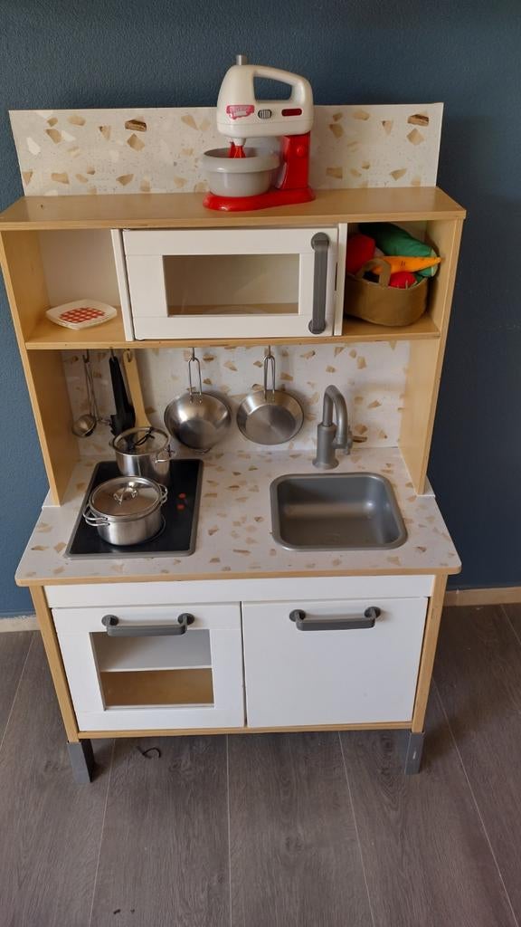 Ikea kinderkeuken met accessoires, Ophalen of Verzenden, Gebruikt, Hout, Speelkeuken
