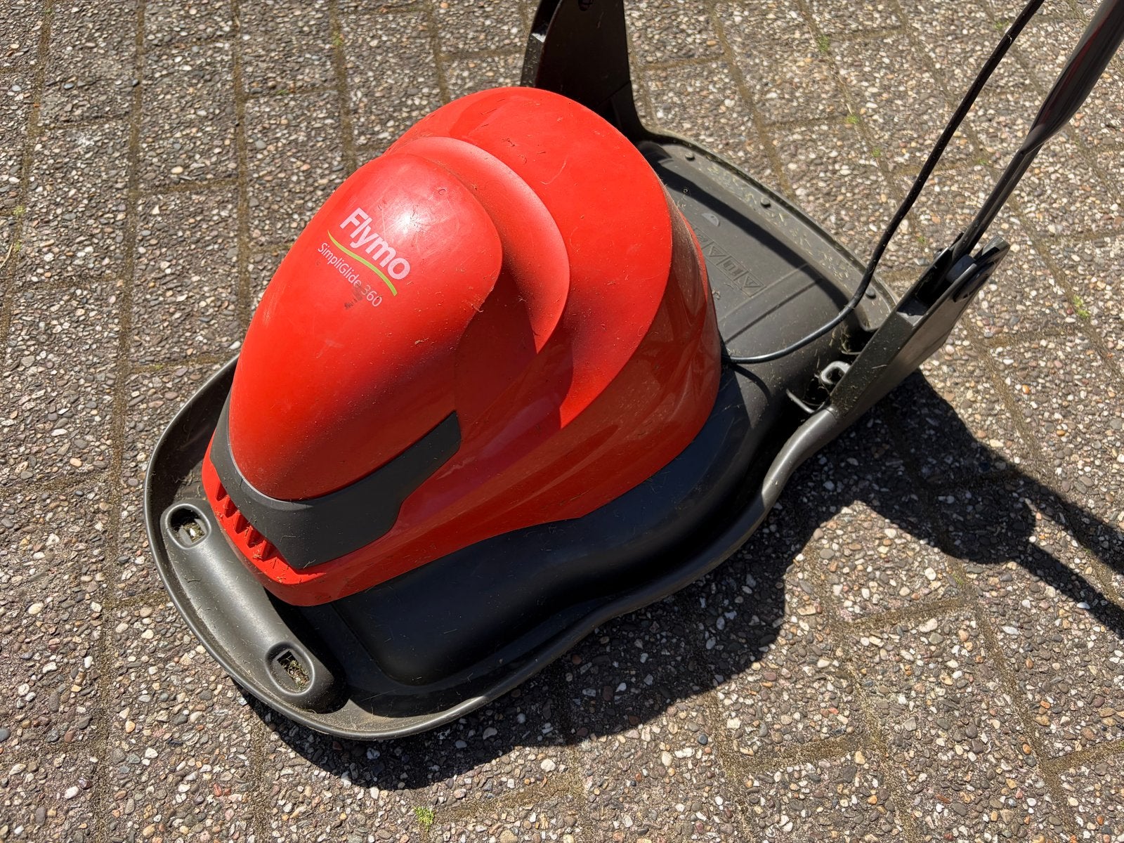 Flymo SimpliGlide 360 Zweefmaaier - Compact en Lichtgewicht, Ophalen, Gebruikt, Elektrische grasmaaier, 30 t/m 39 cm