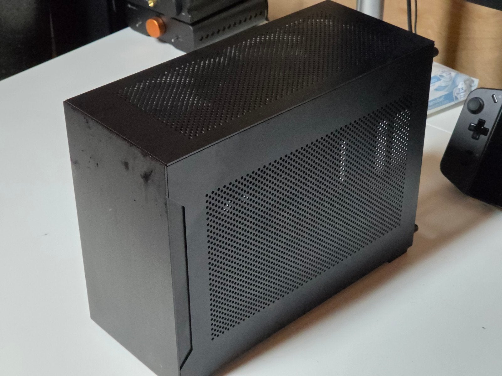 Lian Li Dan A4 inclusief Corsair SFF custom kabels, Computers en Software, Ophalen of Verzenden