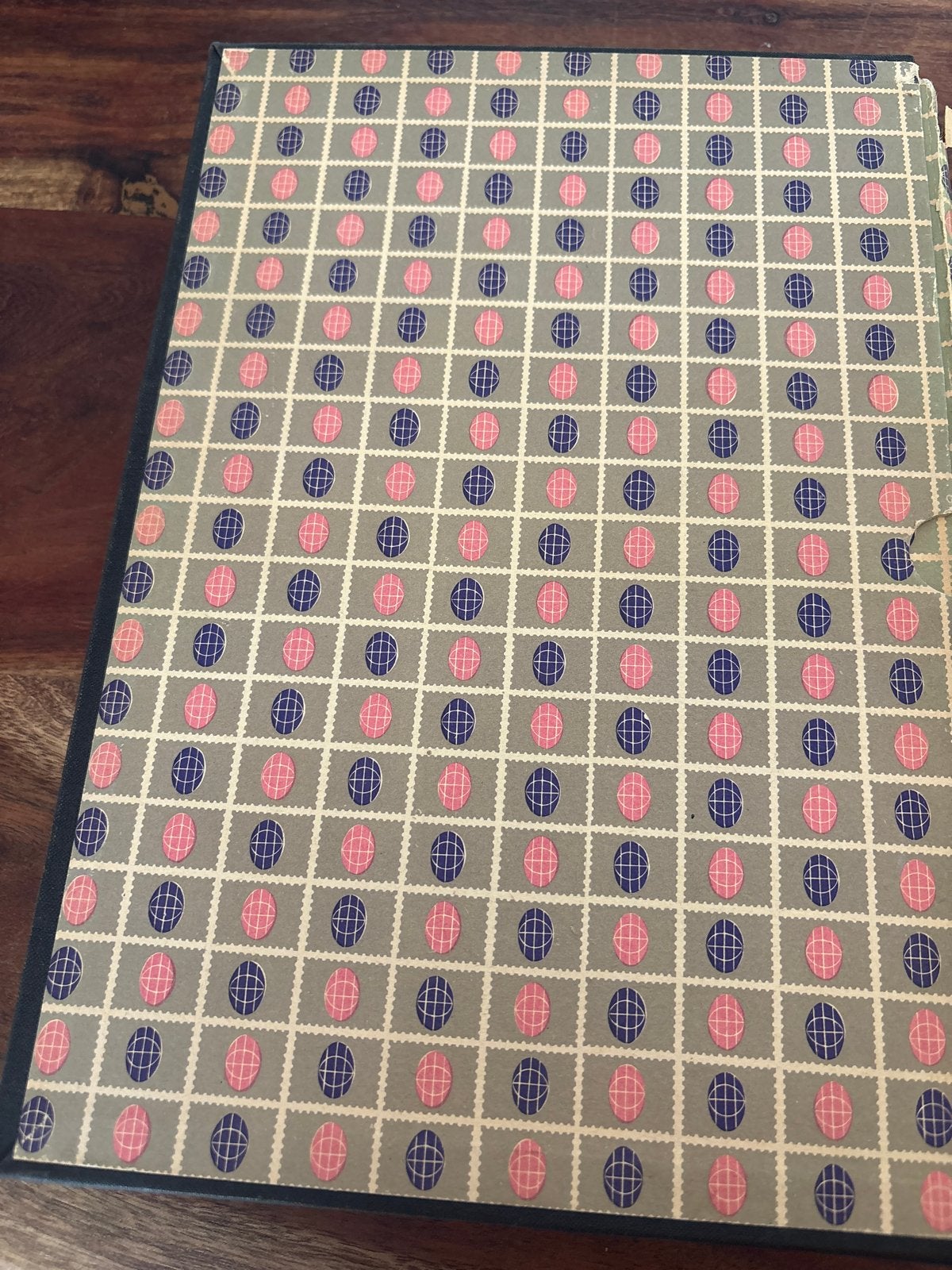Volledig gevuld postzegelalbum met diverse landen, Postzegels en Munten, Postzegels | Thematische zegels, Ophalen of Verzenden