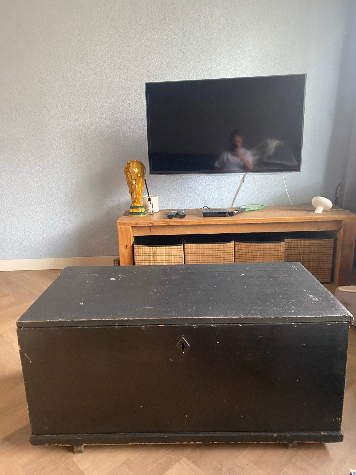 Vintage Zwarte Houten Kist - Hxbxd 45,5x95,5x47 cm, Huis en Inrichting, Ophalen, Gebruikt, Minder dan 50 cm, 75 tot 100 cm