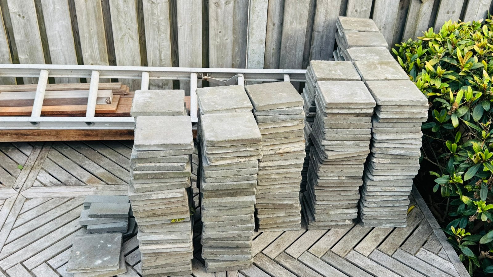 12m2 vietnamees hardsteen 20x20 getrommeld, Ophalen, Gebruikt, Terrastegels, Natuursteen