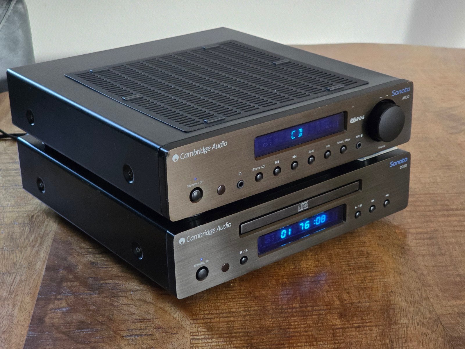 Cambridge Audio Sonata (AR30 V.2 + CD30 V.2)
