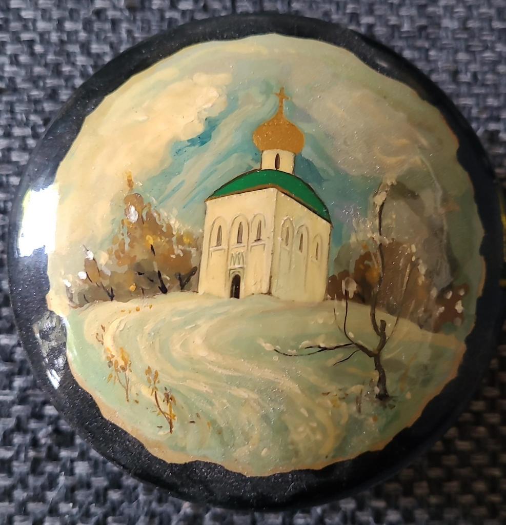 Russisch lakdoosje met orthodoxe kerk Slavisch juwelendoosje, Antiek en Kunst, Ophalen of Verzenden