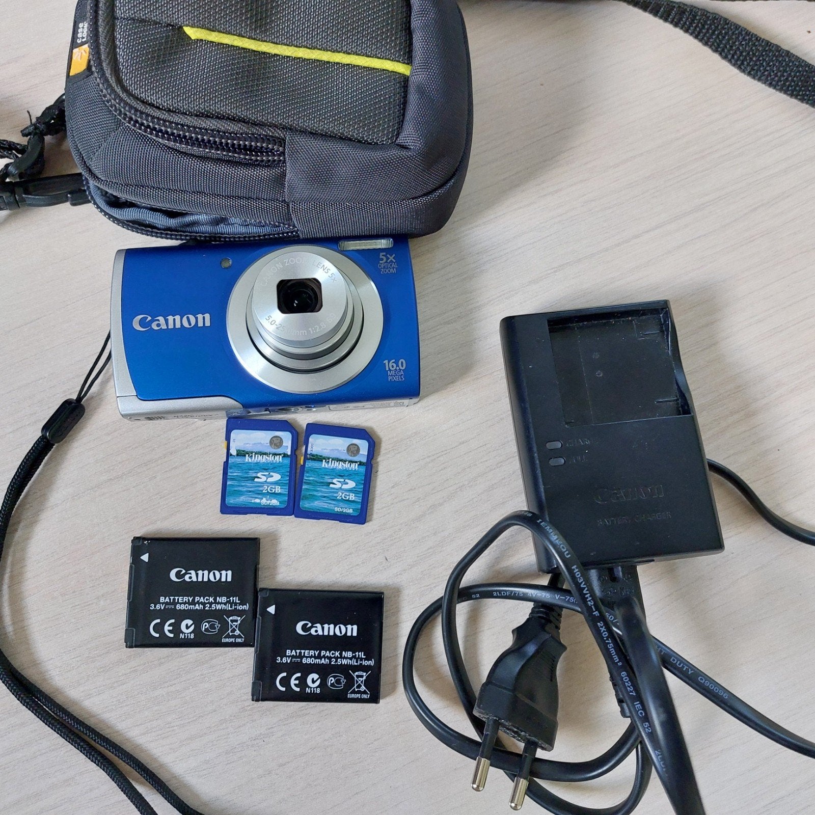 Canon PowerShot A2600 incl. alle accessoires, Canon, Compact, Ophalen of Verzenden, Zo goed als nieuw