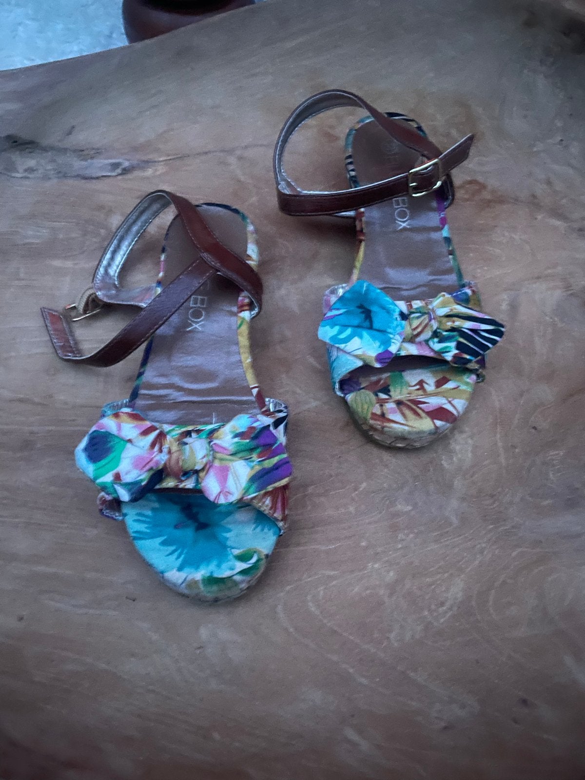 Zomerse bijzondere muiltjes met bloemenmotief maat 33, Kinderen en Baby's, Gebruikt, Meisje, Overige typen, Ophalen of Verzenden