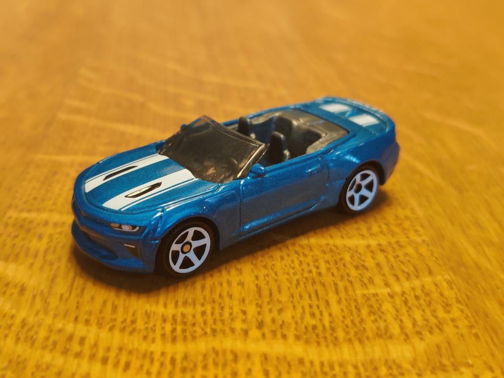 Matchbox Chevy Camaro Cabrio BLAUW, Hobby en Vrije tijd, Modelauto's | Overige schalen, Ophalen of Verzenden, Zo goed als nieuw
