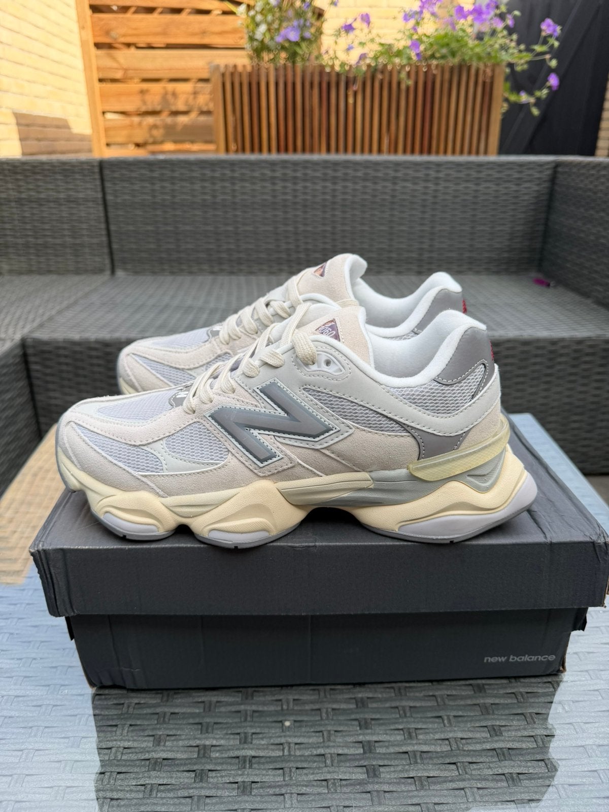 New Balance 9060 U9060LNY – Maat 43 – Origineel + Doos, Ophalen of Verzenden, Nieuw, Schoenen