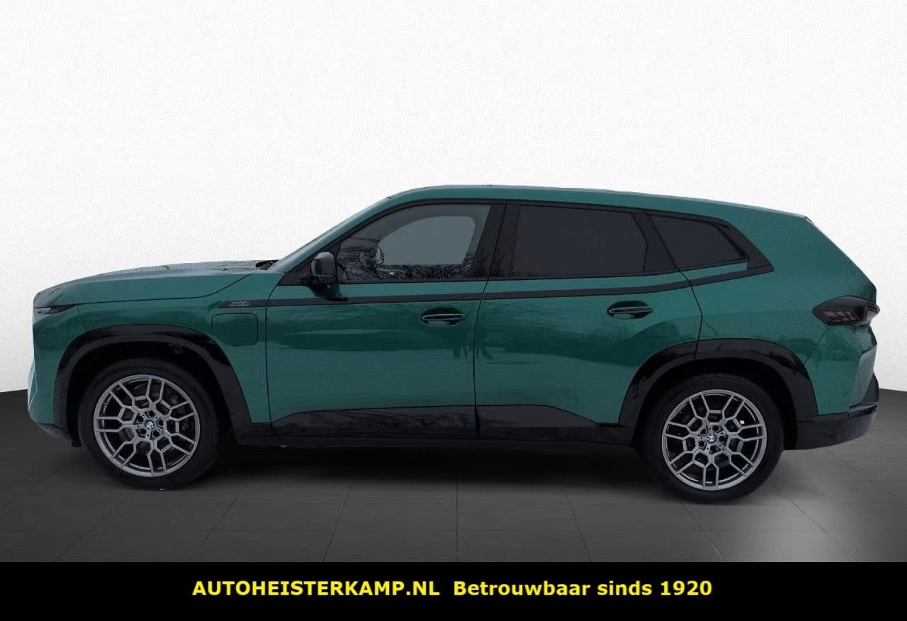 BMW XM PHEV 50e 30 kWh 476 PK ACC Trekhaak 360 Camera Head-U, Auto's, BMW, 12 maanden, Gebruikt, Zwart, Vierwielaandrijving