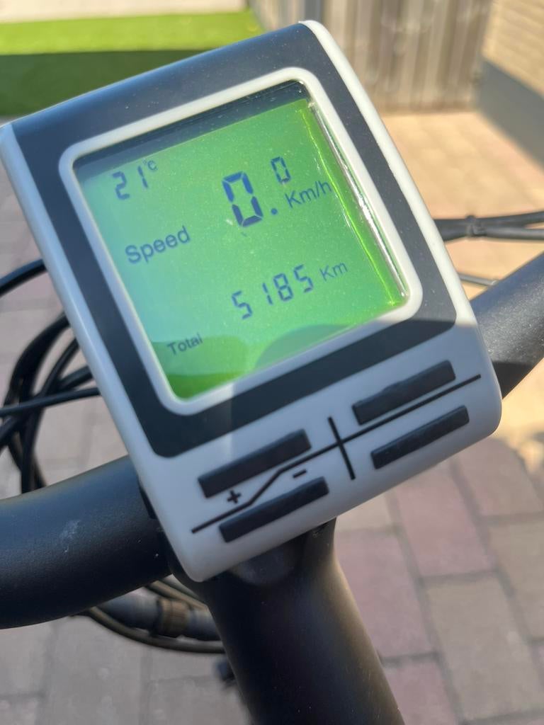 Multicycle met motor in voorwiel., Ophalen, Gebruikt
