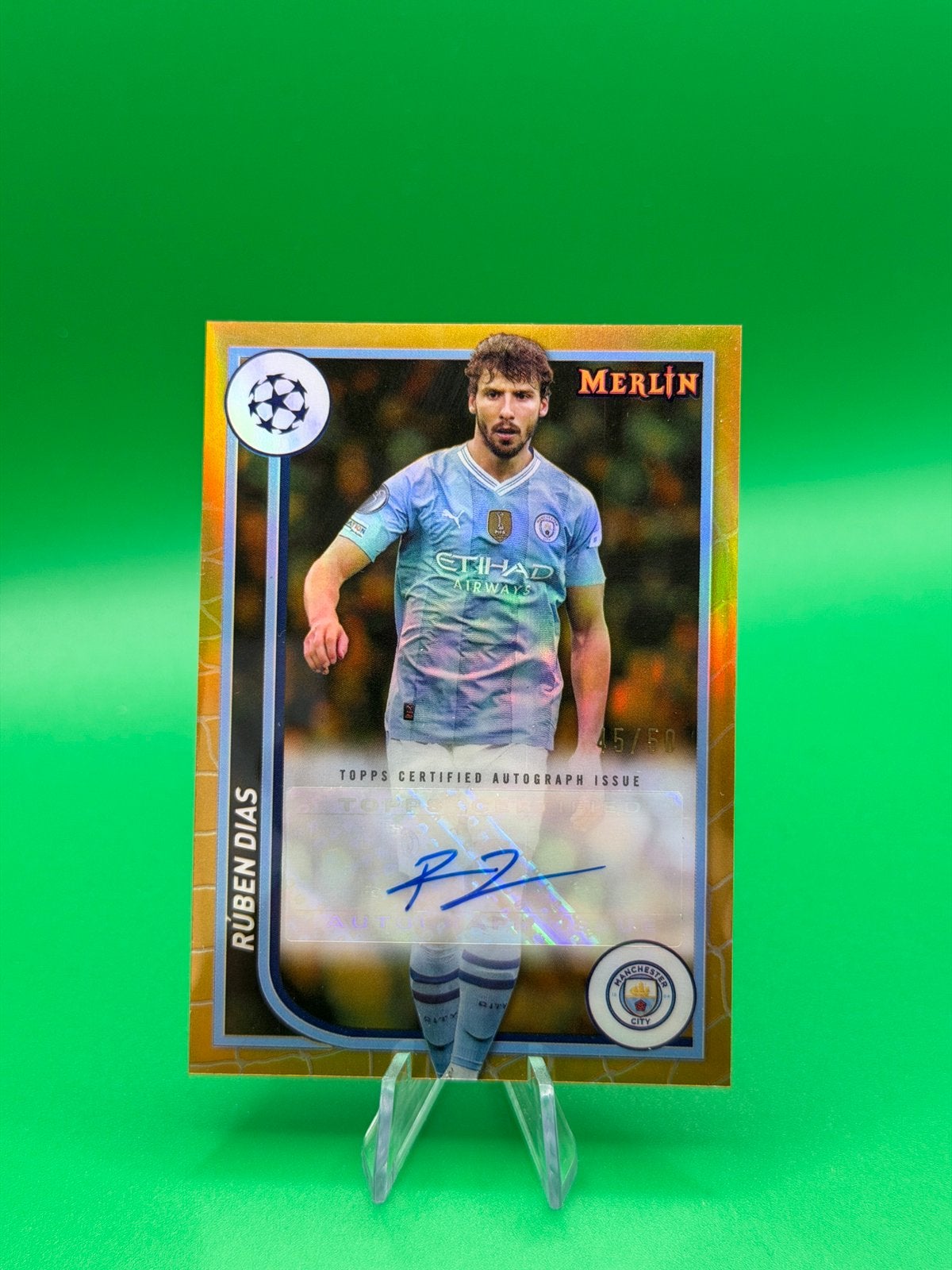 2023-24 Topps Merlin Ruben Dias 45/50 auto #AH-RD Man City, Ophalen of Verzenden, Zo goed als nieuw, Buitenlandse clubs, Spelerskaart