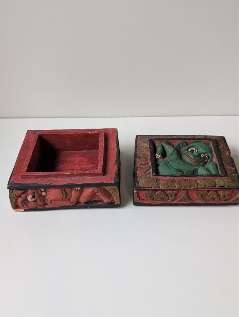 Aziatische houten kistje, Ophalen of Verzenden
