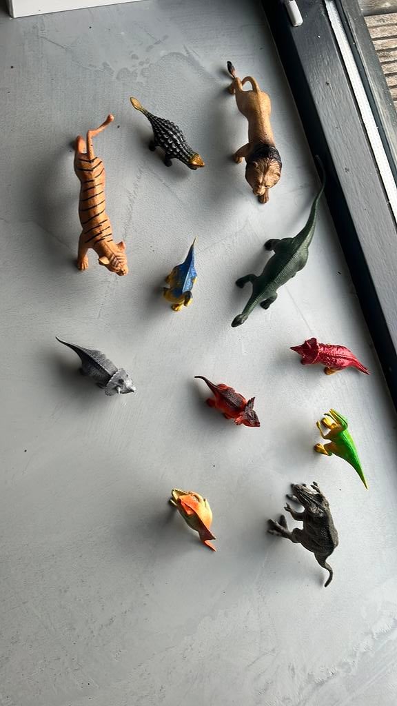 Dino’s, Ophalen of Verzenden, Zo goed als nieuw