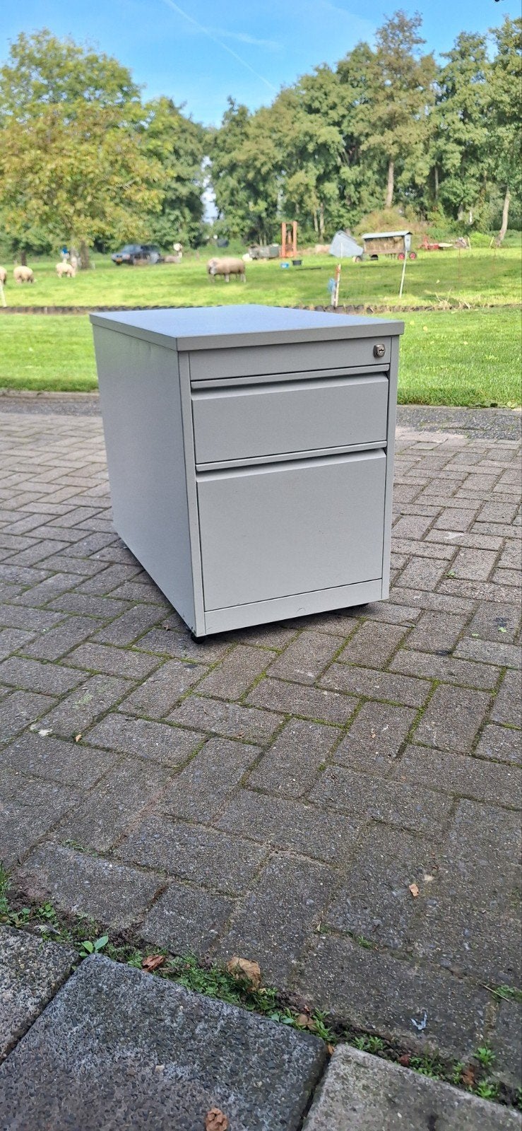 Grijze metalen ladeblok met 2 laden keur grijs l, Huis en Inrichting, Ophalen, Minder dan 50 cm, 1 of 2 laden, Minder dan 100 cm