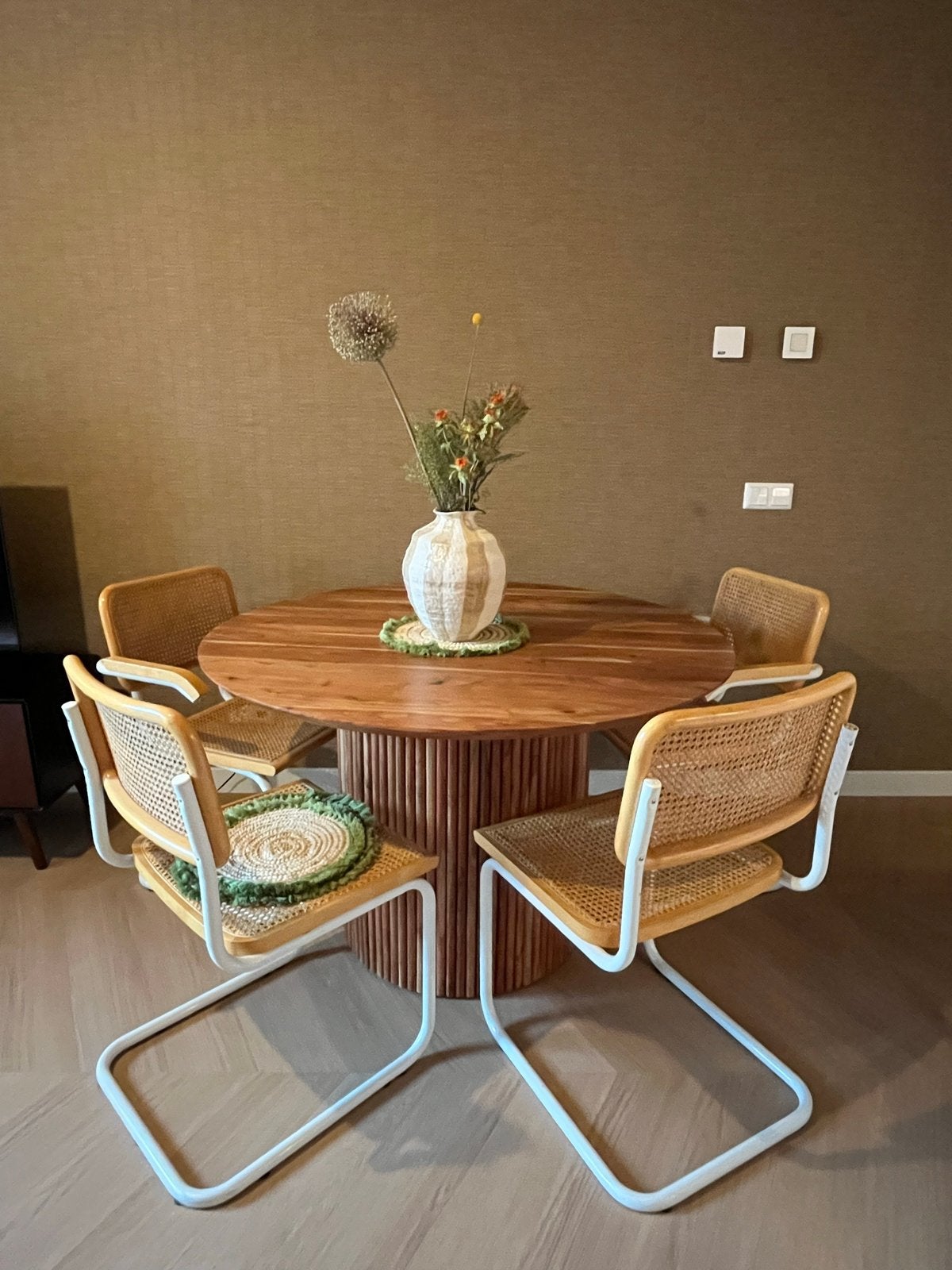 Set van 4 vintage cesca stoelen, Huis en Inrichting, Stoelen, Ophalen, Wit, Zo goed als nieuw, Vier