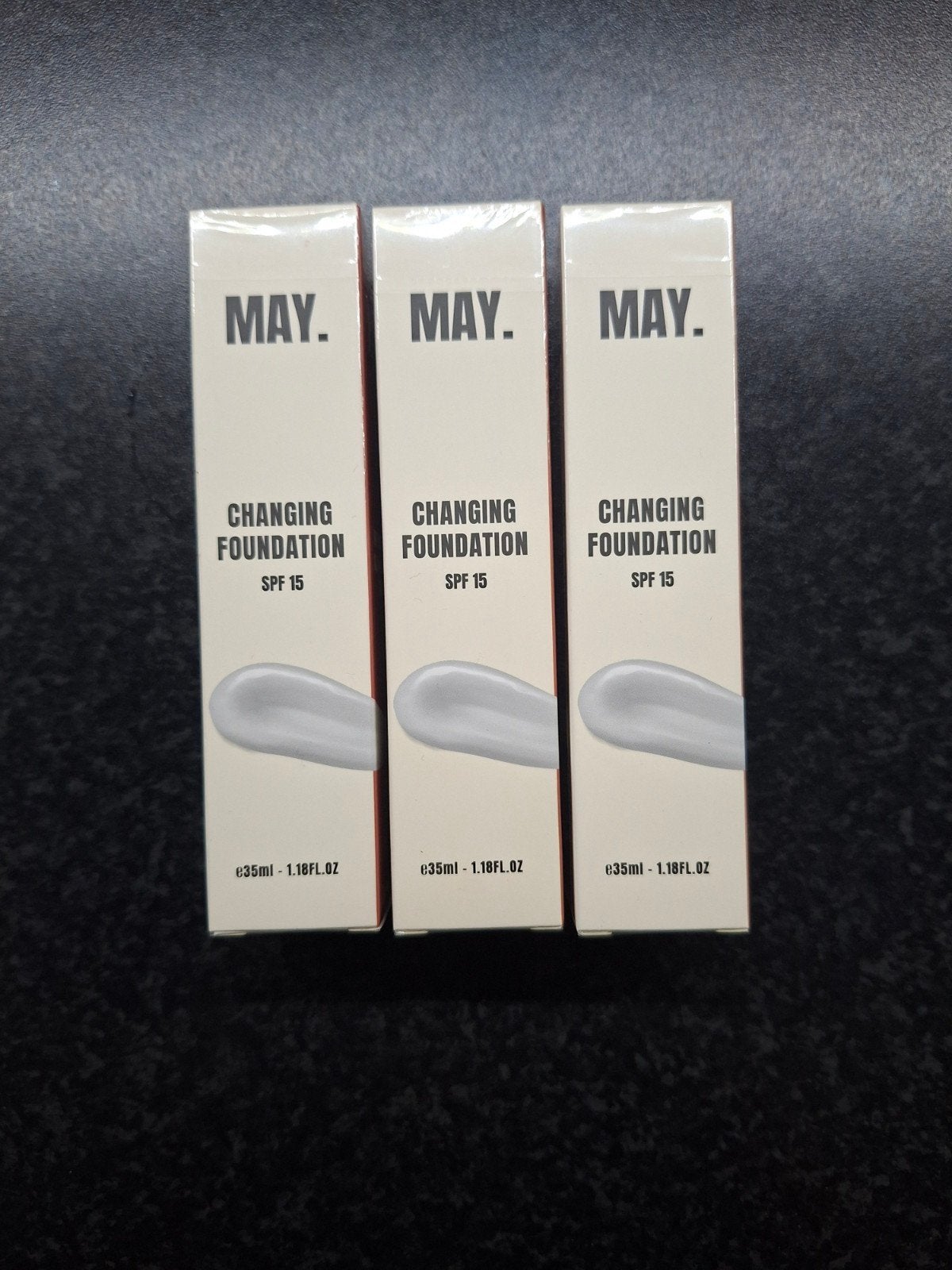 MAY. Changing Foundation SPF 15 - 3 stuks, Sieraden, Tassen en Uiterlijk, Uiterlijk | Cosmetica en Make-up, Ophalen of Verzenden