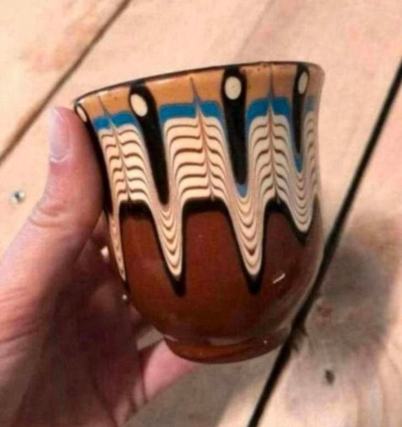 Klein vintage terracotta mokje / bloempotje Bulgaars motief, Antiek en Kunst, Ophalen of Verzenden