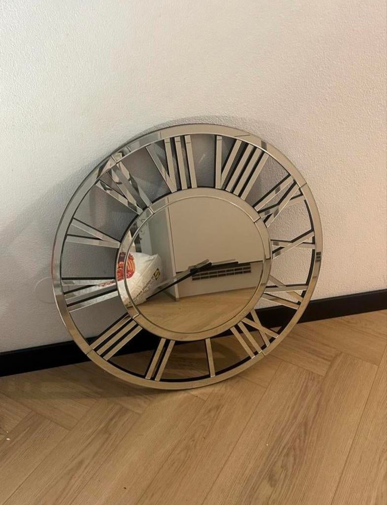 Grote ronde spiegel met Romeinse cijfers, Ophalen, Zo goed als nieuw, Rond, 75 tot 100 cm