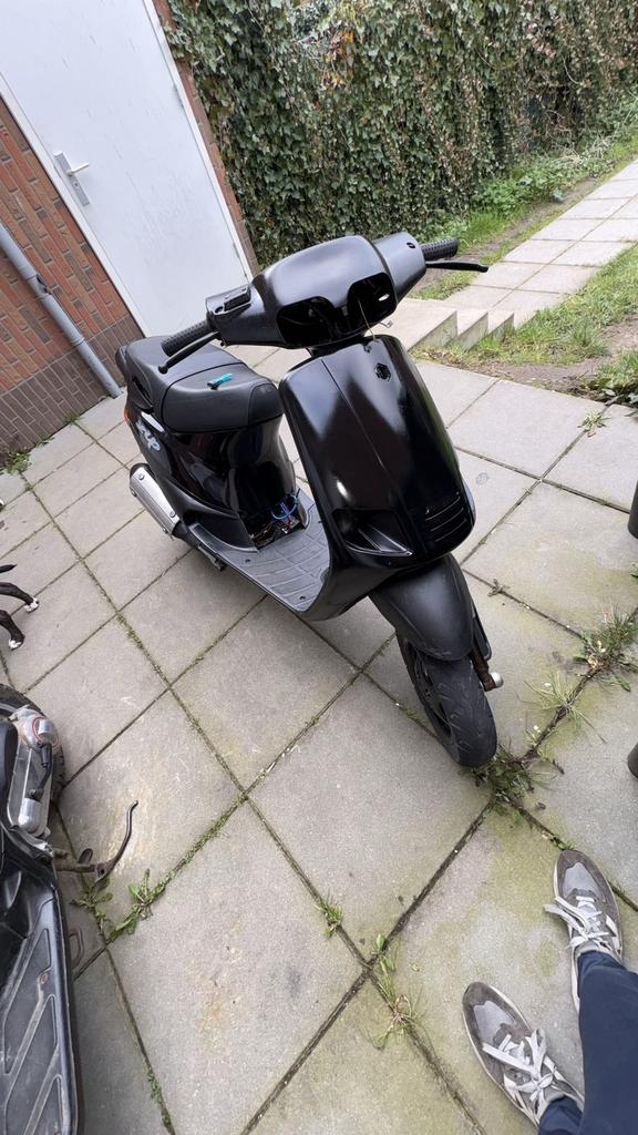Type3 183cc goed goedgelast sp vork, Fietsen en Brommers, Scooters | Piaggio, Ophalen of Verzenden, Zo goed als nieuw, Tweetakt