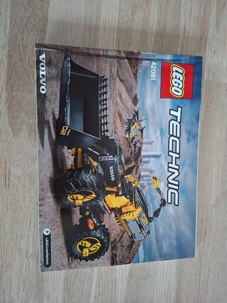 Lego Technic 42081 Volvo Concept Wiellader ZEUX, Lego, Ophalen of Verzenden, Zo goed als nieuw, Complete set