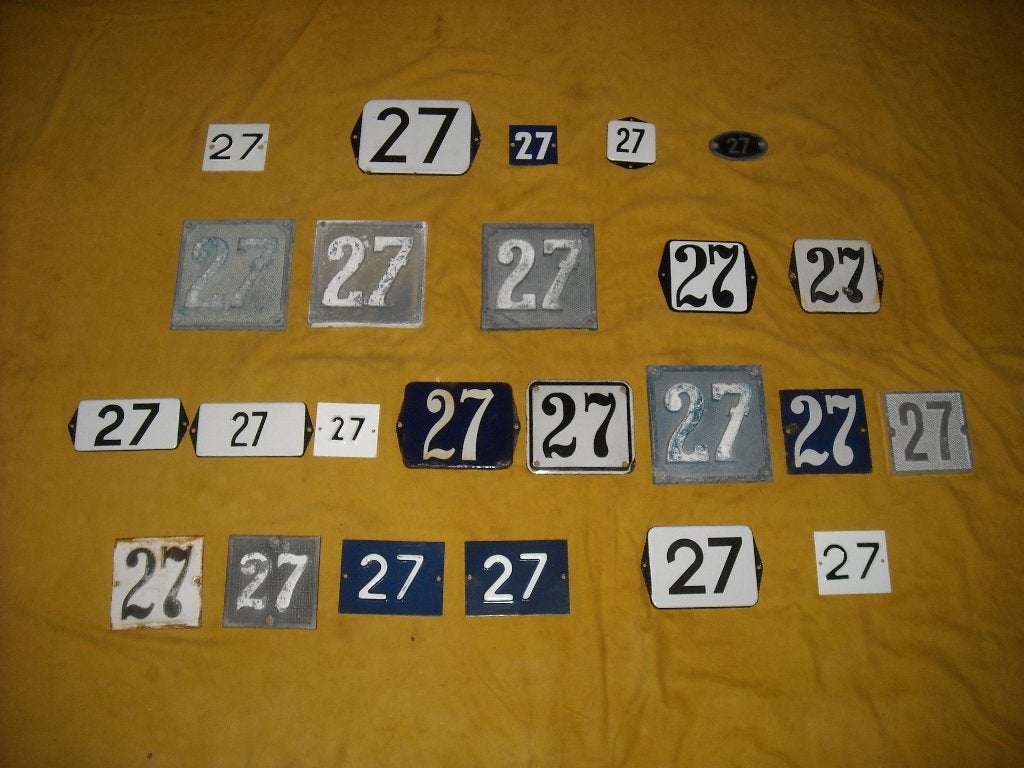 oud emaille huisnummer 27 ook 28 29 30 31 32 33 34 35 36 37, Antiek en Kunst, Ophalen of Verzenden