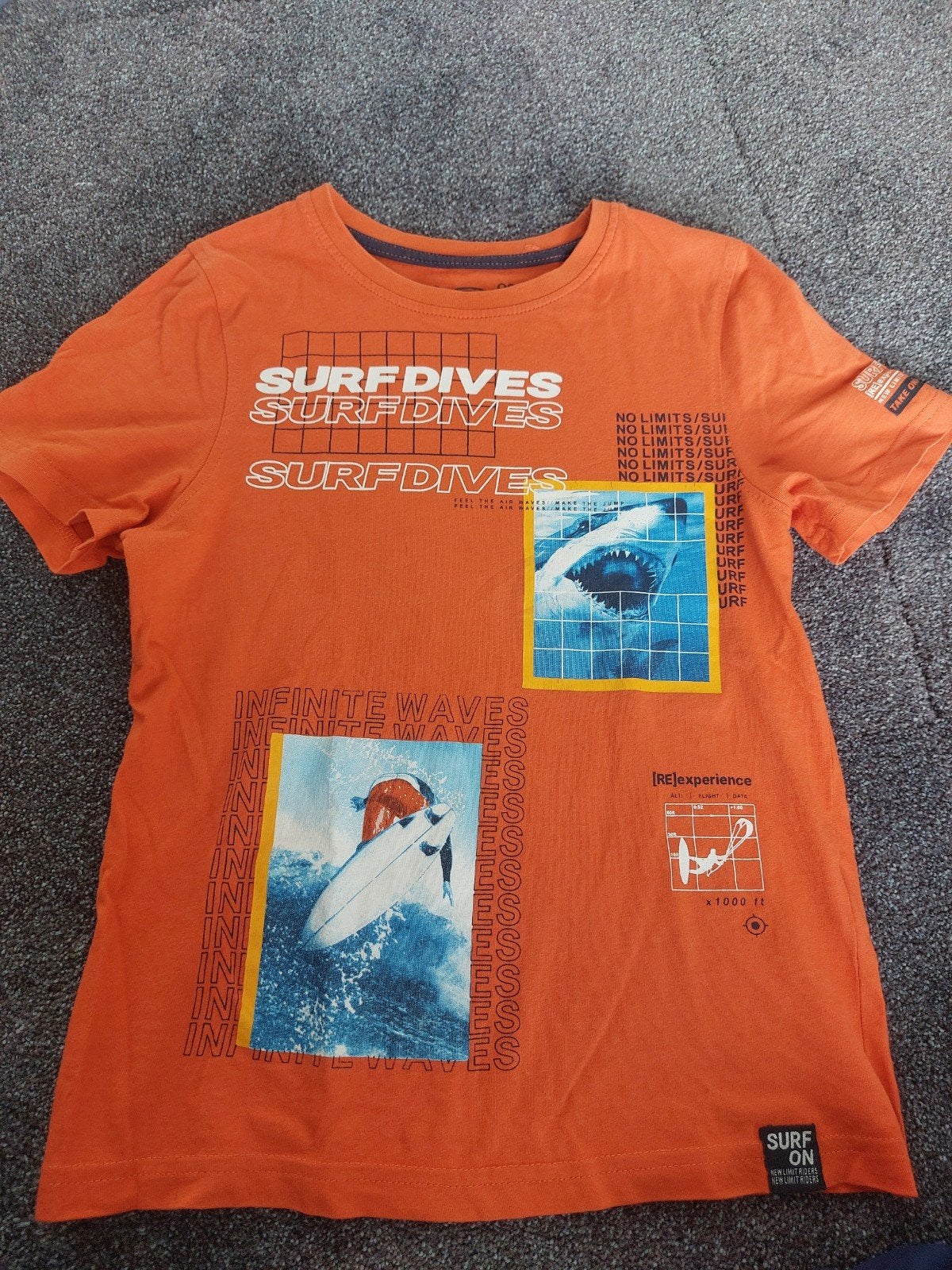 shirt 122/128, Ophalen of Verzenden, Zo goed als nieuw, Meisje, Shirt of Longsleeve