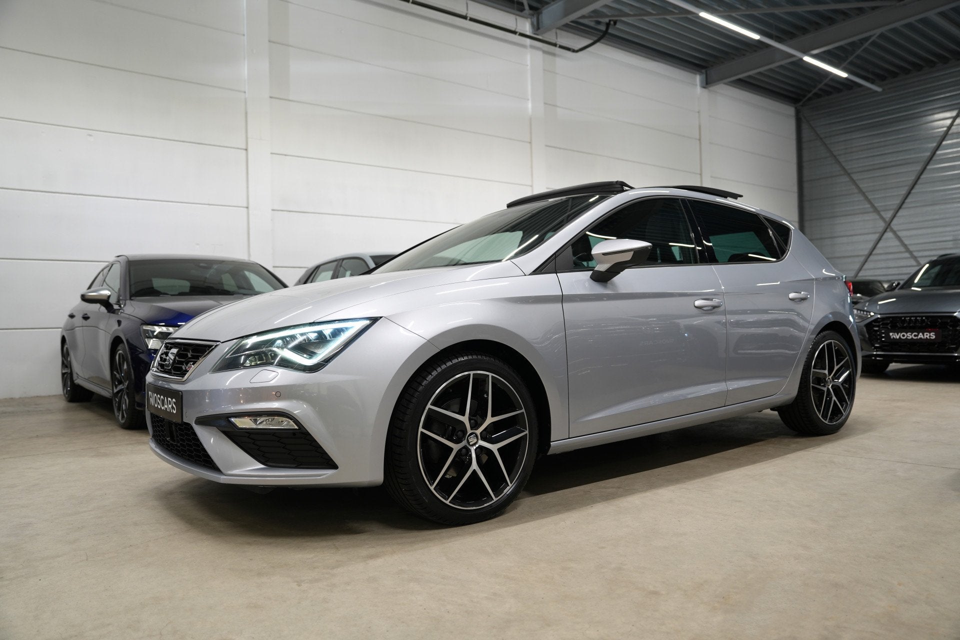 SEAT Leon 1.5 TSI FR DSG * Pano - LED - 18" - Beats - App -, Auto's, 4 cilinders, Origineel Nederlands, 1500 kg, Hatchback